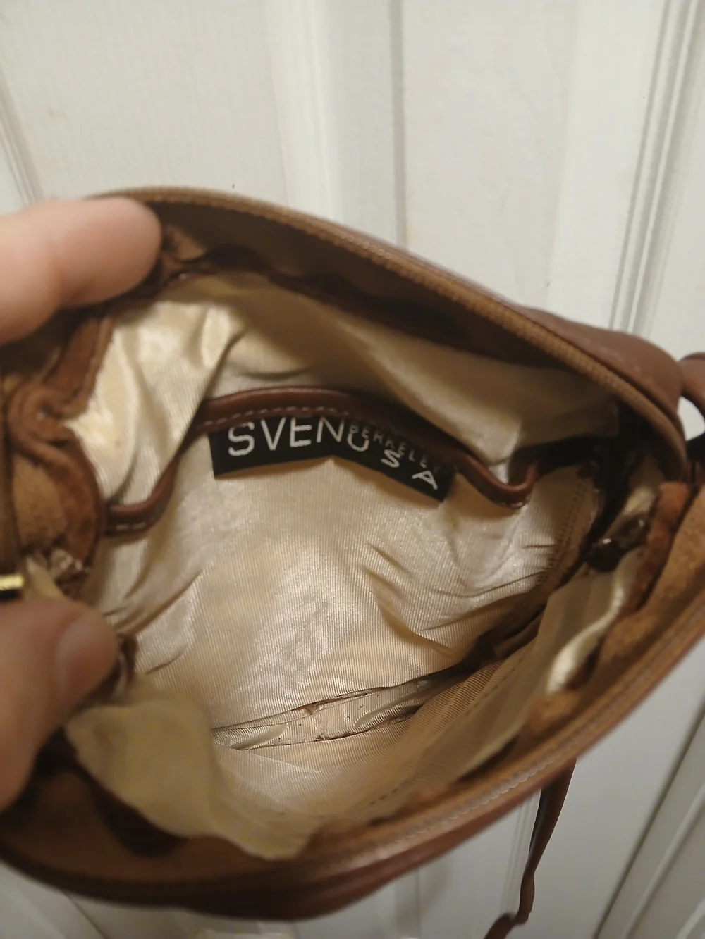 Sven BERKELEY USA Small Brown Leather Crossbody Bag